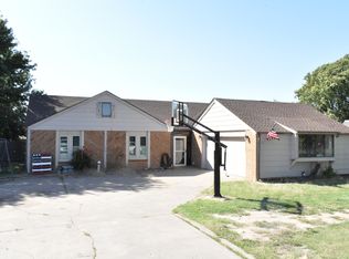 2614 N Oakwood Rd, Enid, OK 73703