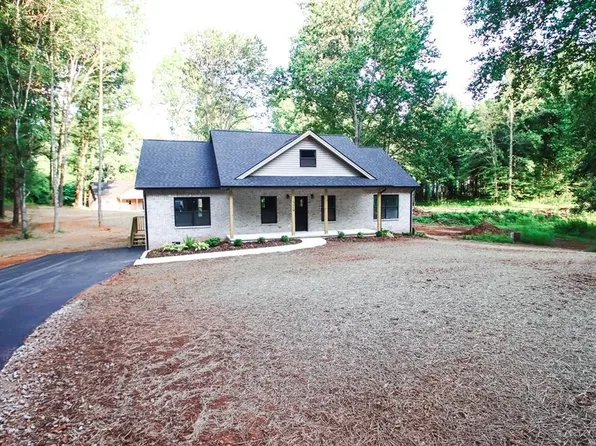 329 Webb Rd, Sparta, TN 38583