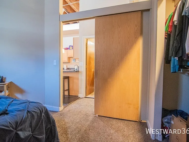 1114 W Hubbard St #1 — Photo 14