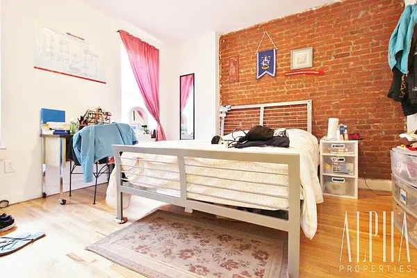 Rented by Alpha Properties NYC I LLC | media 7