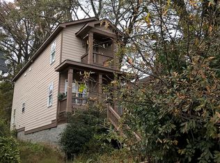 1079 Sims St SW, Atlanta, GA 30310