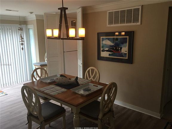 4th image of 13 Lawton Dr Unit 103