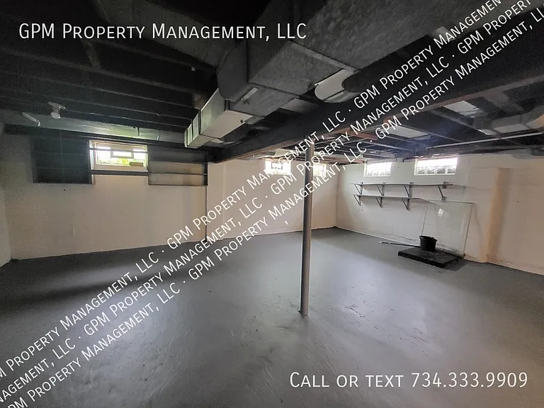 15305 Evergreen Ave — Photo 11