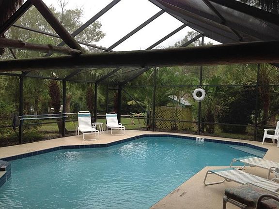 3rd image of 1819 SE Hideaway Cir