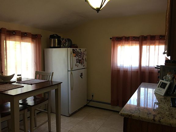Other side of Kitchen