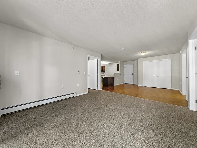 Washington Village East — Photo 11