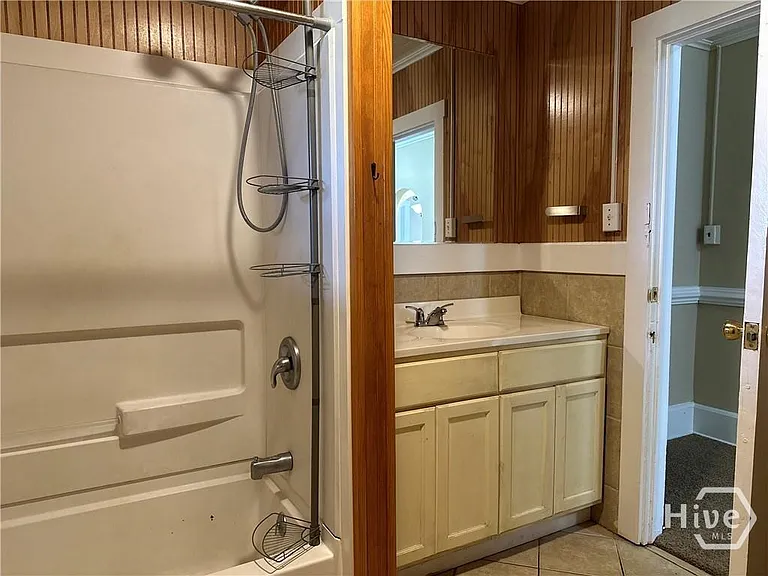 108 N College St — Photo 14