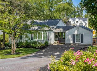 1112 Craig Rd, Knoxville, TN 37919