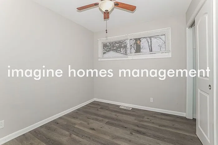 27811 Knickerbocker Rd — Photo 10