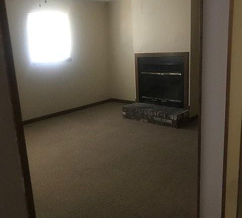 4th image of 971 Timberwood Dr