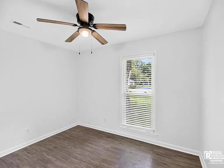 108 Eagle St — Photo 14