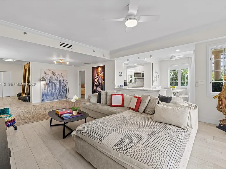 19122 Fisher Island Dr #19122 — Photo 22