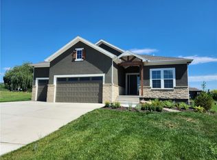 12702 W 171st Ter, Overland Park, KS 66221
