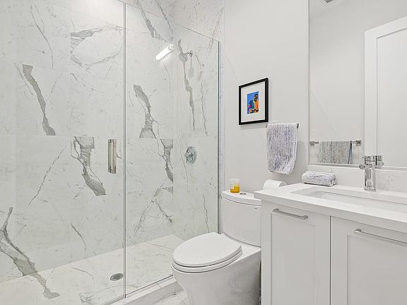2nd image of 1544 N Wieland St #1