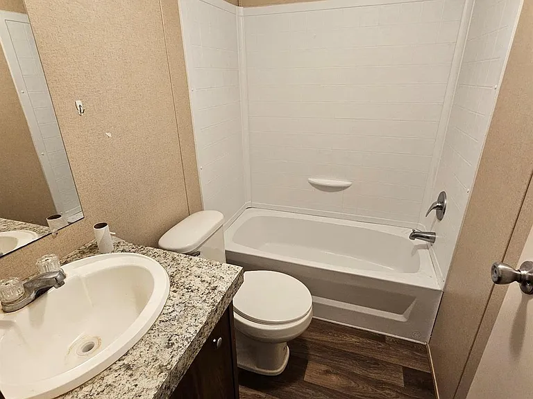 16618 Fairman Dr — Photo 9