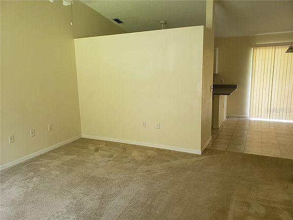 4th image of 861 Greenwood Ave
