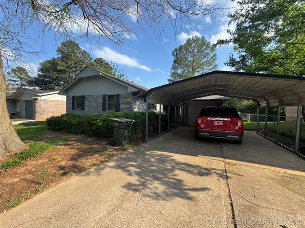 1019 Four Seasons Dr, Durant, OK 74701