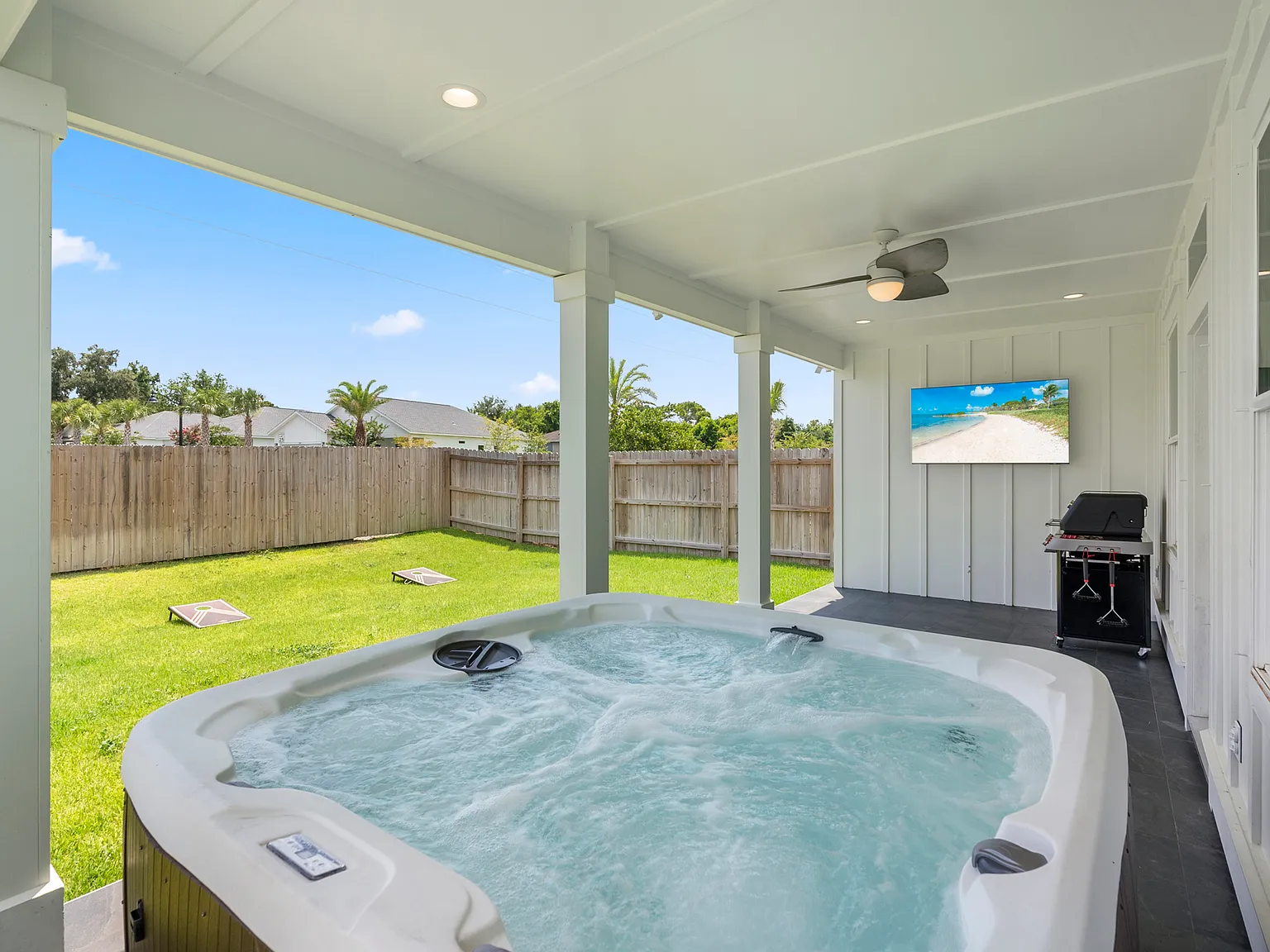 4 bed, 2237 sqft, $4,200 — Photo 3