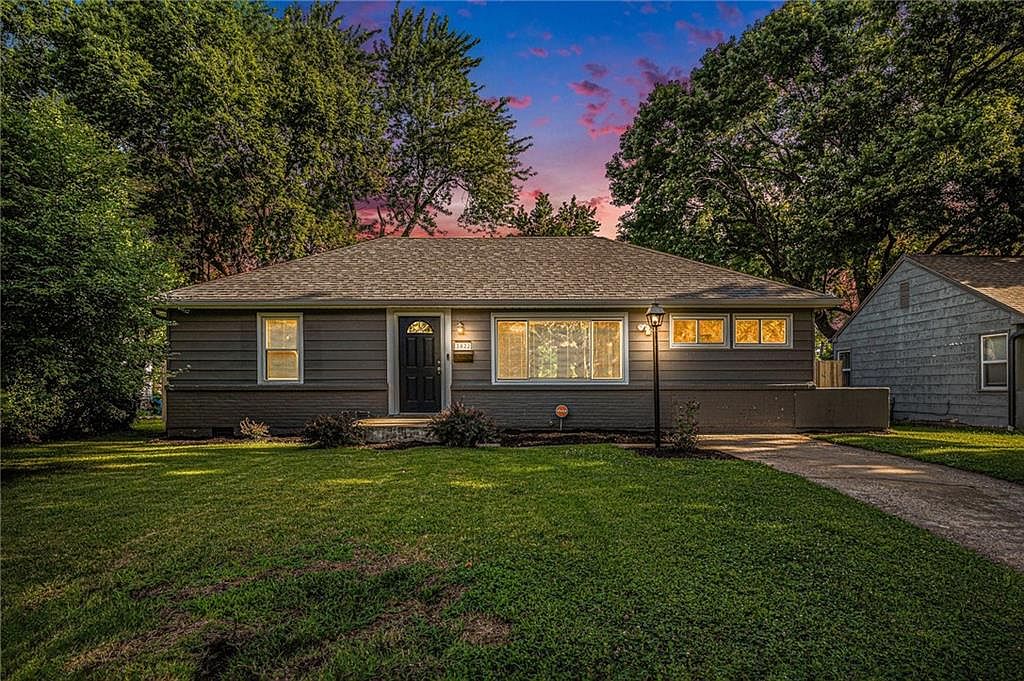 3822 NE 52nd Ter, Kansas City, MO 64119 | Zillow