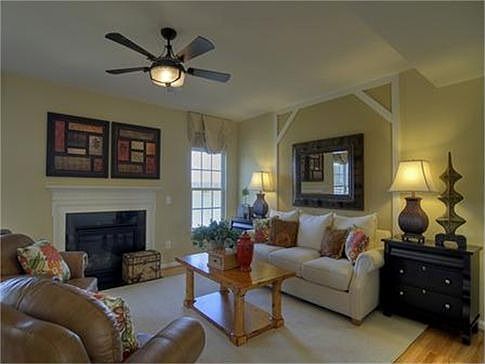 4th image of 119 Peace Ct E