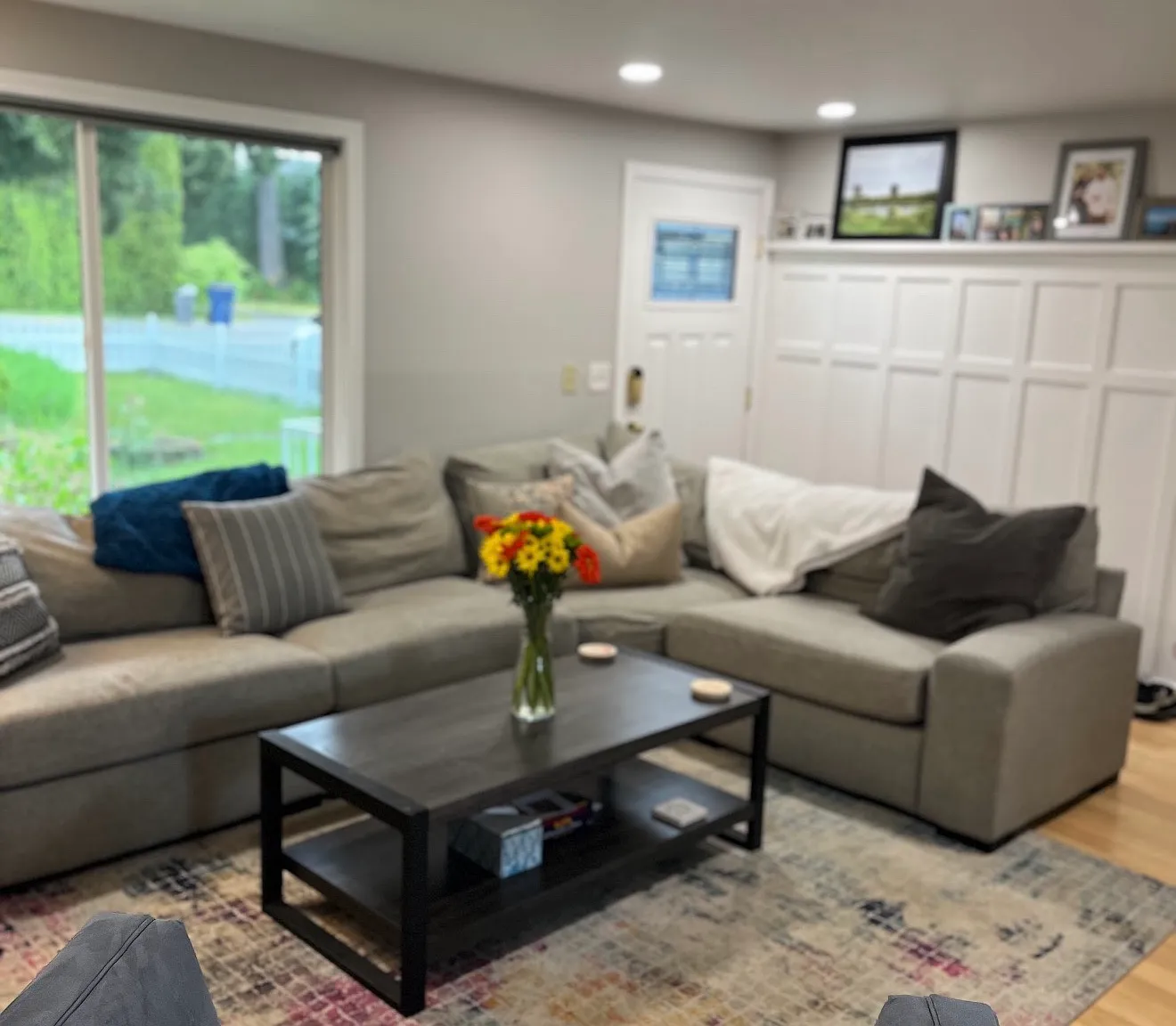 3 bed, 1008 sqft, $3,200 — Photo 2