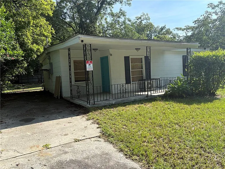 4049 Villa Ave — Photo 2