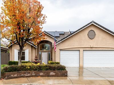 1079 N Burgan Ave, Clovis, CA, 93611