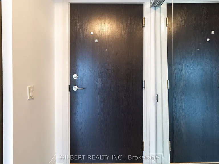 1461 Lawrence Ave W #404 — Photo 7