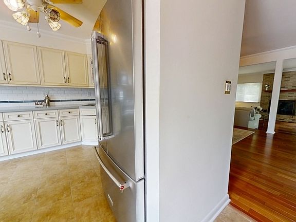 4th image of 81 Chelsea Way