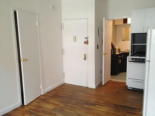 Rented by Gotham City Realty Group | media 10