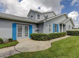 200 Hemingway Dr, Oldsmar, FL 34677