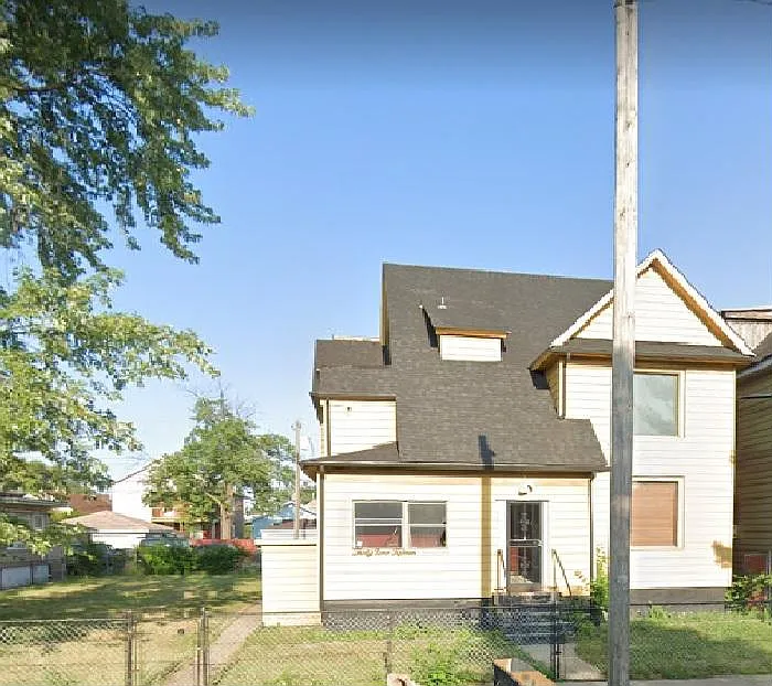 3915 Grand Blvd #3
