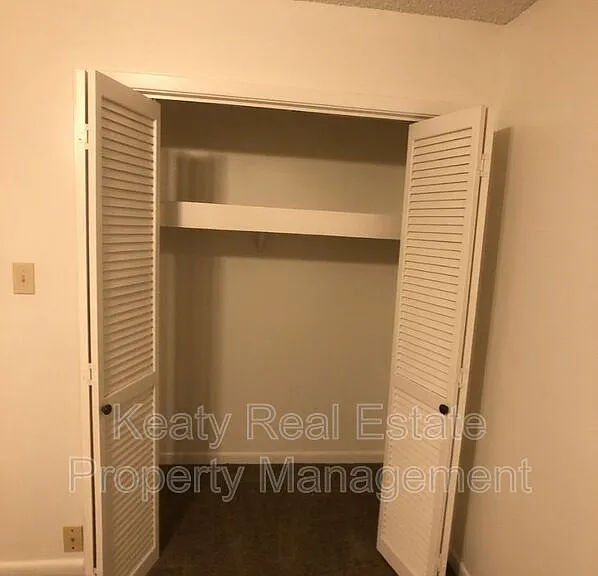 102A Country Ln — Photo 12