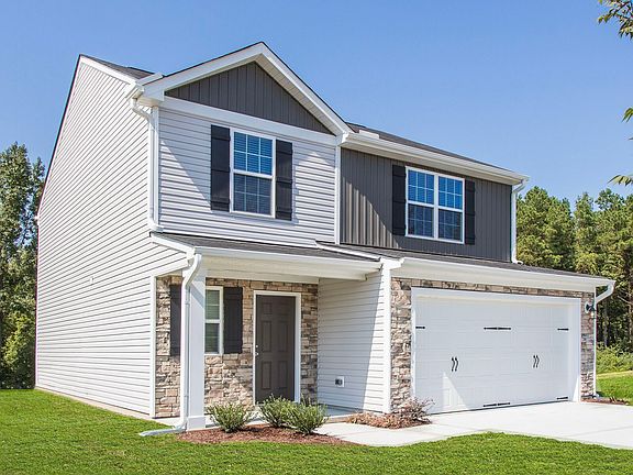 Spacious covered porch