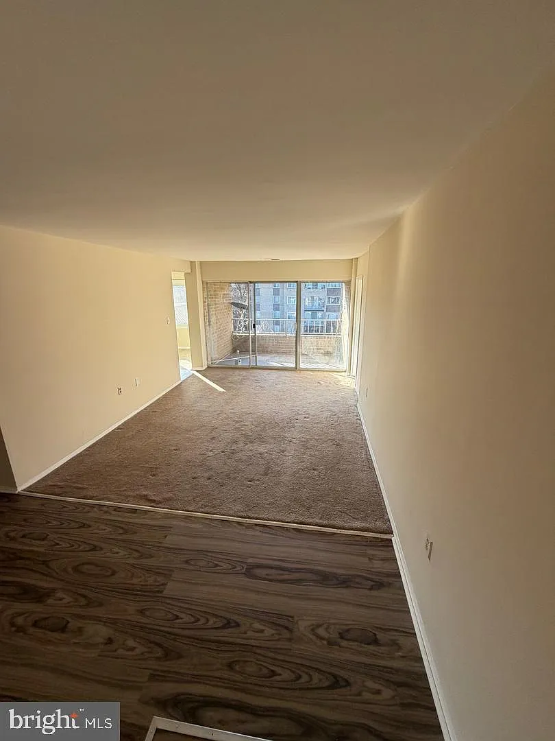 3 bed, 2.0 bath, 1247 sqft, $2,500 — Photo 4