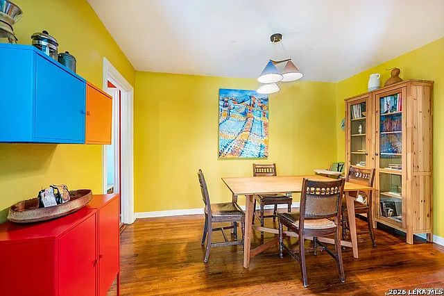 513 W Rosewood Ave — Photo 6