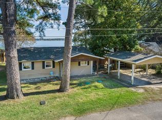 109 Bluff View Dr, Mabank, TX 75156