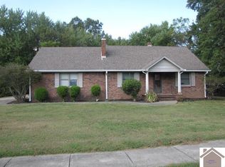 517 E 12th St, Benton, KY 42025