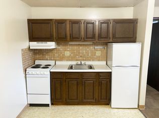90 N Main St, Washington, PA 15301