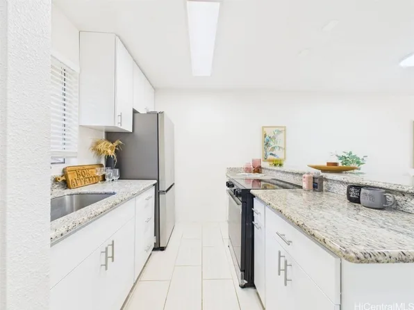 92-1151 Palahia St APT B102, Kapolei, HI 96707