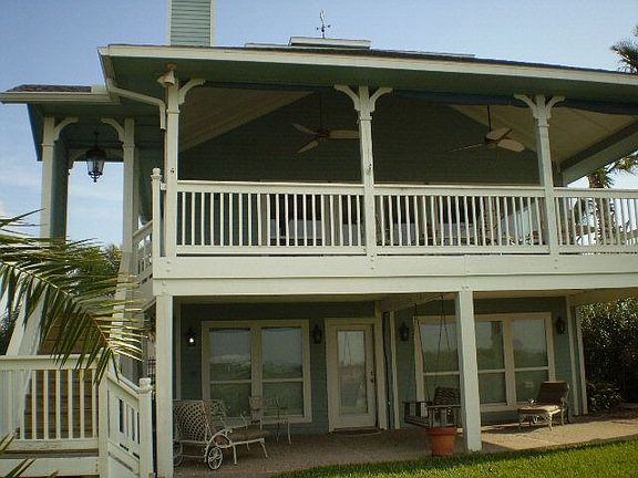 4th image of 1025 Commodore Dr