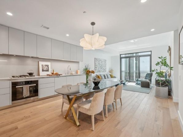 1 Bristol Ct #211
