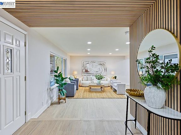 3rd image of 74 Hazelnut Ct