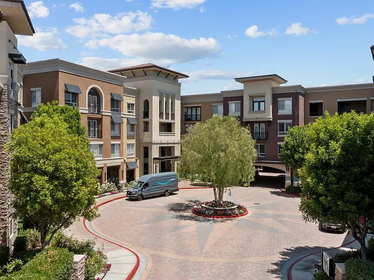 24535 Town Center Dr #6304 — Photo 4
