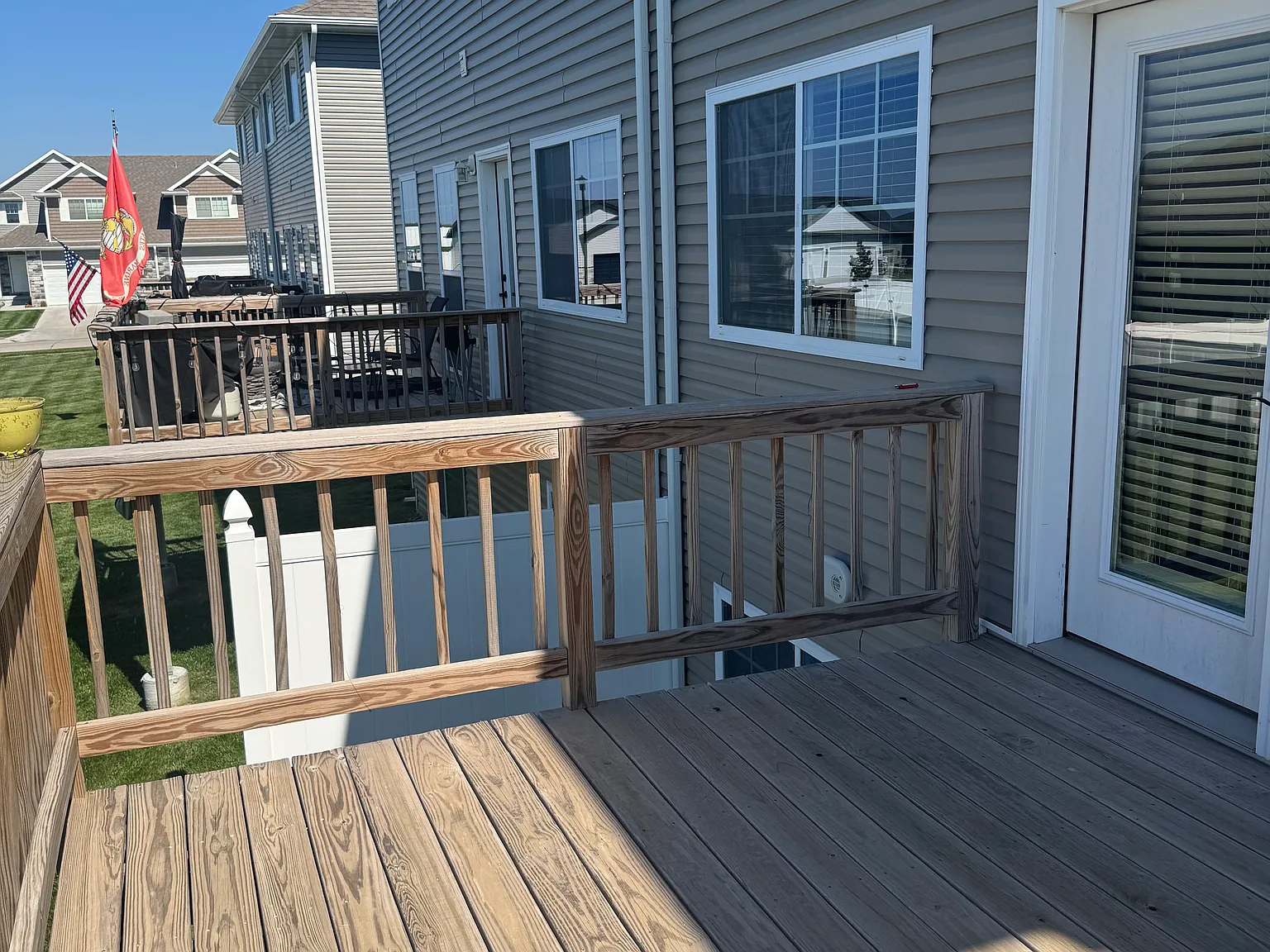 4 bed, 3.5 bath, 2139 sqft, $2,300 — Photo 2
