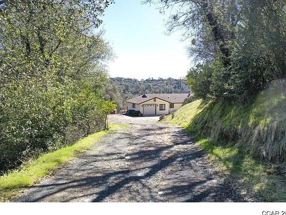 2nd image of 18381 Corte Del Montana