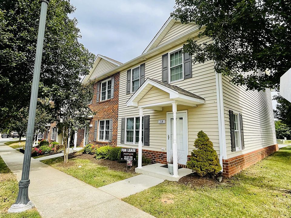 1st image of 218 Colonnade St