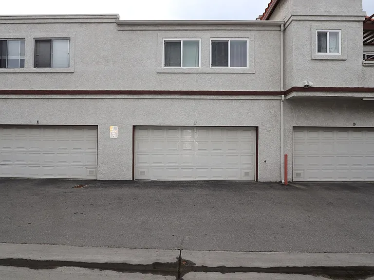 24210 Sylvan Glen Rd #F — Photo 27