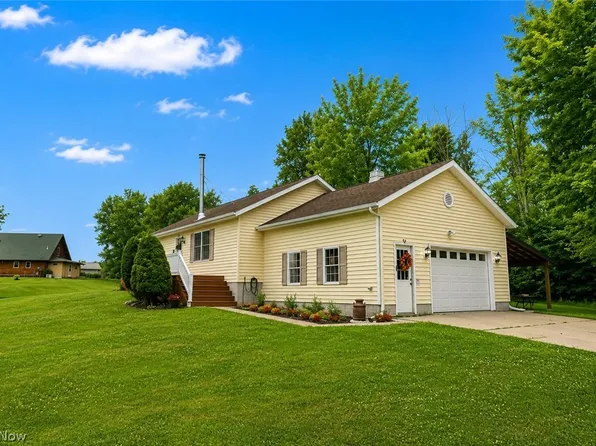 6077 Weaver Rd, Conneaut, OH 44030