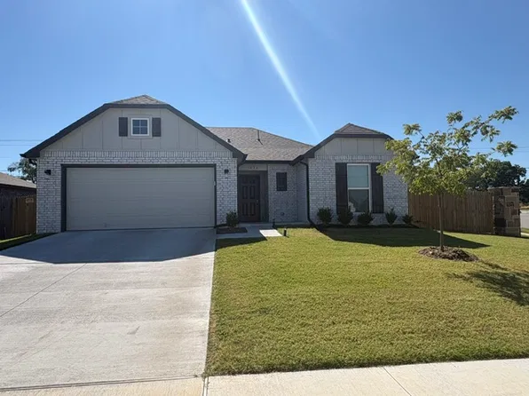 1656 E 140th Pl, Glenpool, OK 74033
